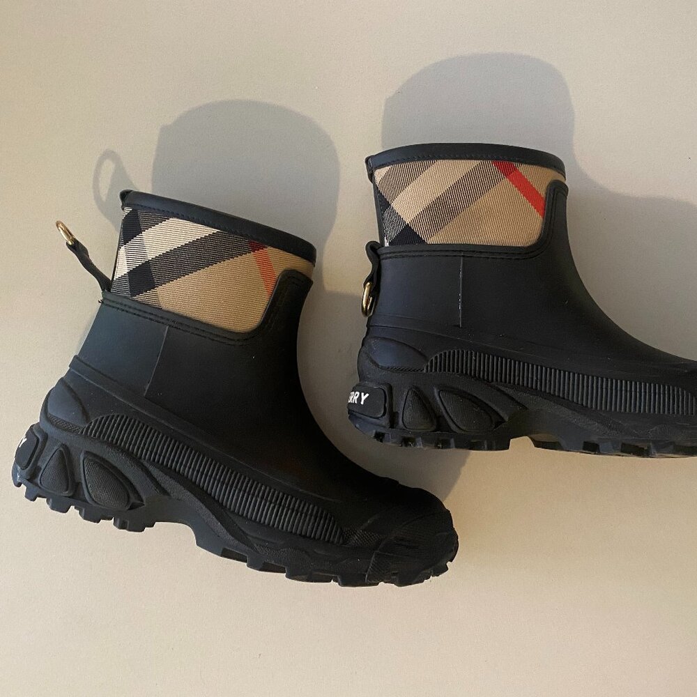 Burberry Women's Ryan House Check Rain Boots